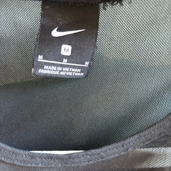 Nike Pro Women's Cropped Sheer Black Mesh Tank Top.  Perfect for Summer.  Medium - Picture 16 of 16